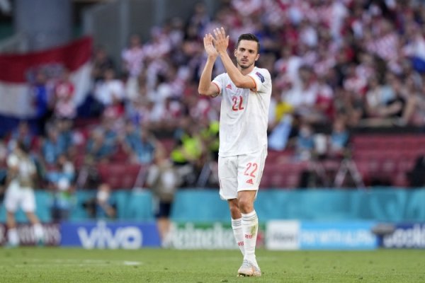 Sarabia: Messi có khả năng kiể