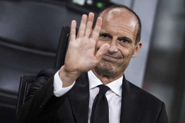 Allegri: Leo đã tiến bộ vượt bậc và mục tiêu của chúng tôi là trở lại Champions League